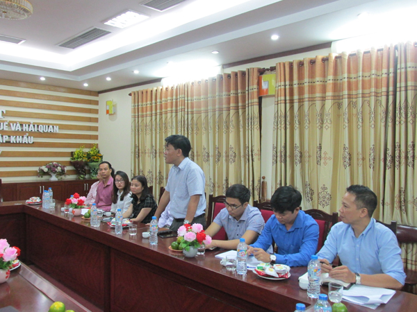 Khoa Thuế và Hải quan tổ chức Lễ ký kết Bản ghi nhớ hợp tác với các công ty trong lĩnh vực xuất khẩu